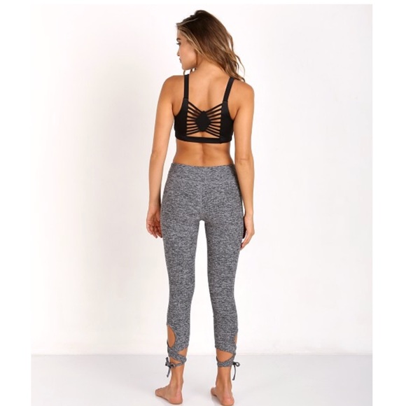 Beyond yoga wrap around leggings - Picture 2 of 5